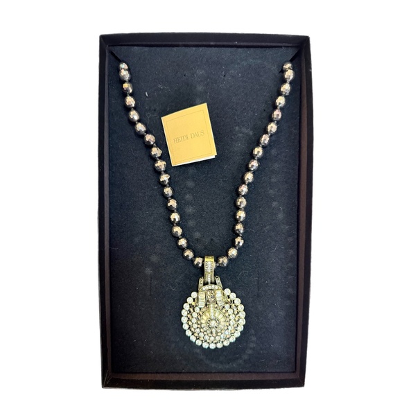 Heidi Daus USA Art Deco Crystal Medallion Necklace with Original Box - Picture 11 of 13